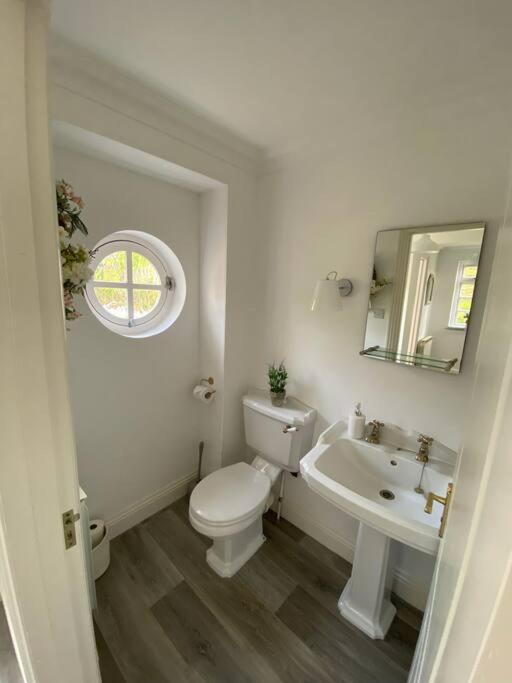 St Mary Country Cottage With Private Garden Close To Beach מראה חיצוני תמונה
